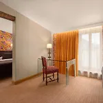 Hotel Saint-Paul Rive-Gauche