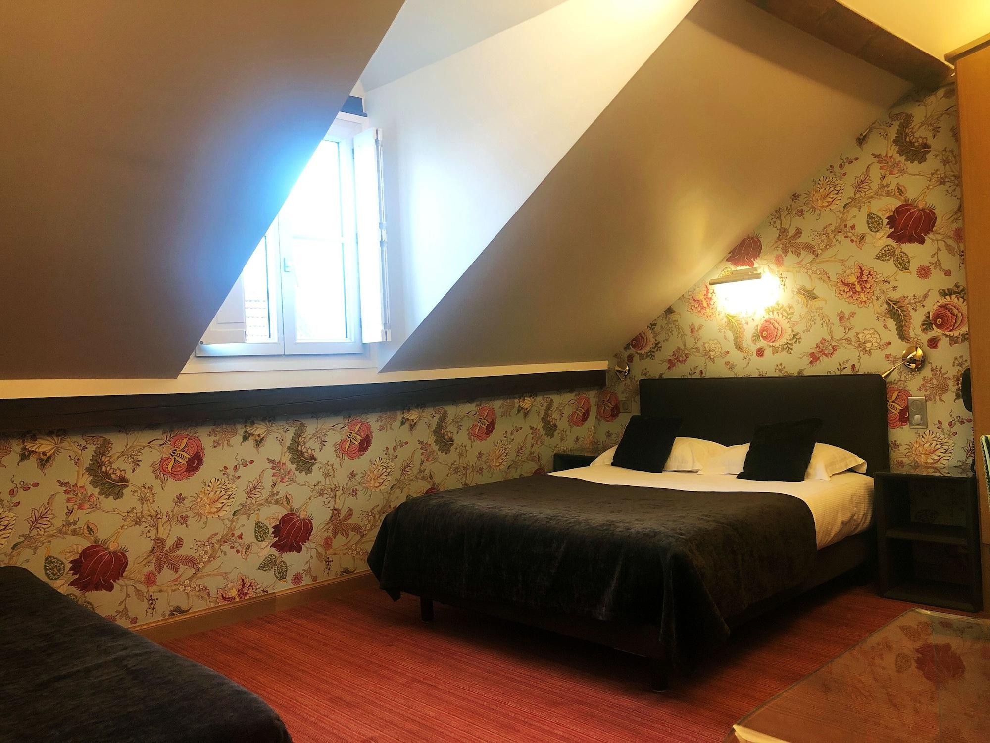 Saint-paul Rive-gauche Hotel 4*