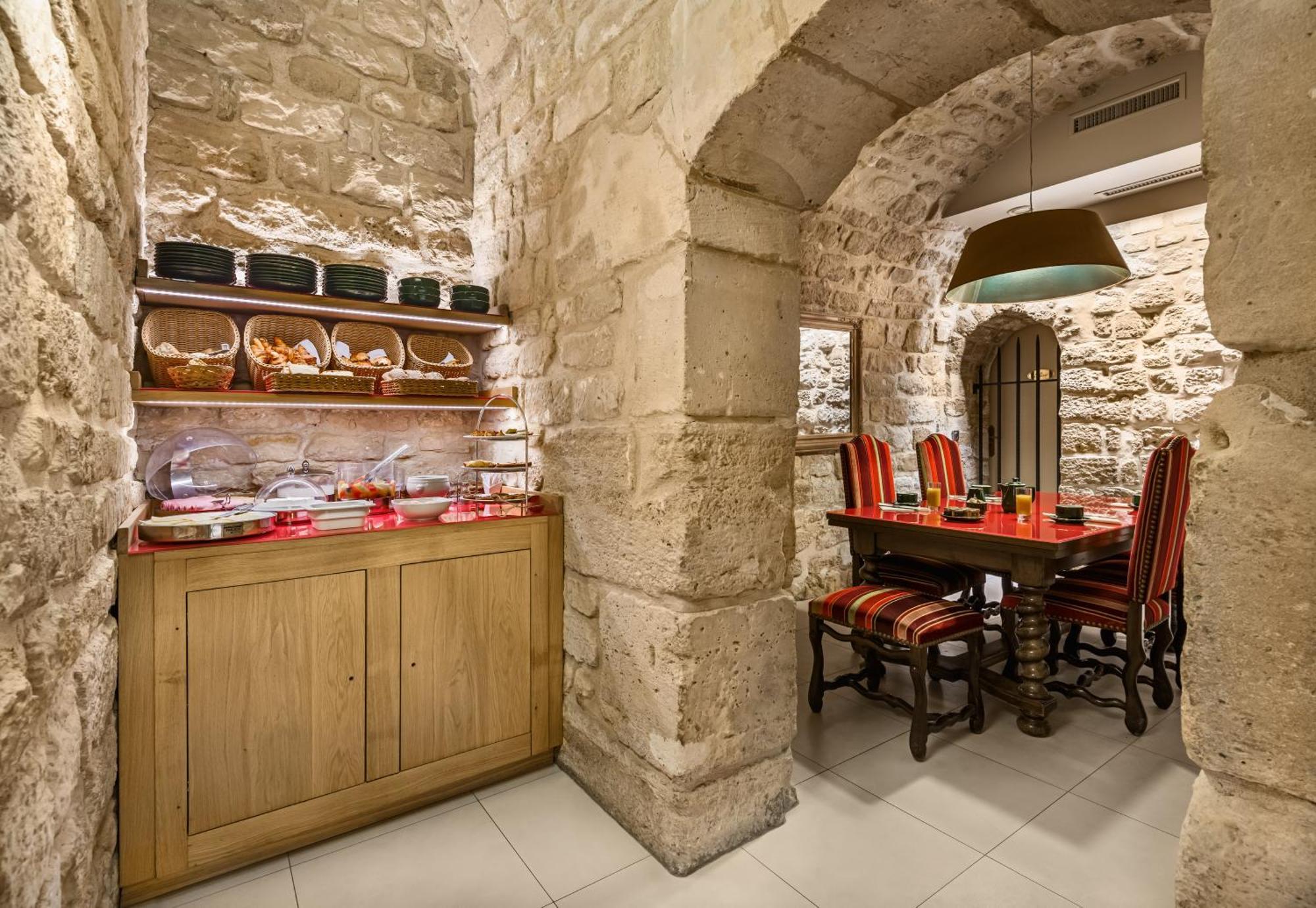 Saint-paul Rive-gauche 4* Parigi