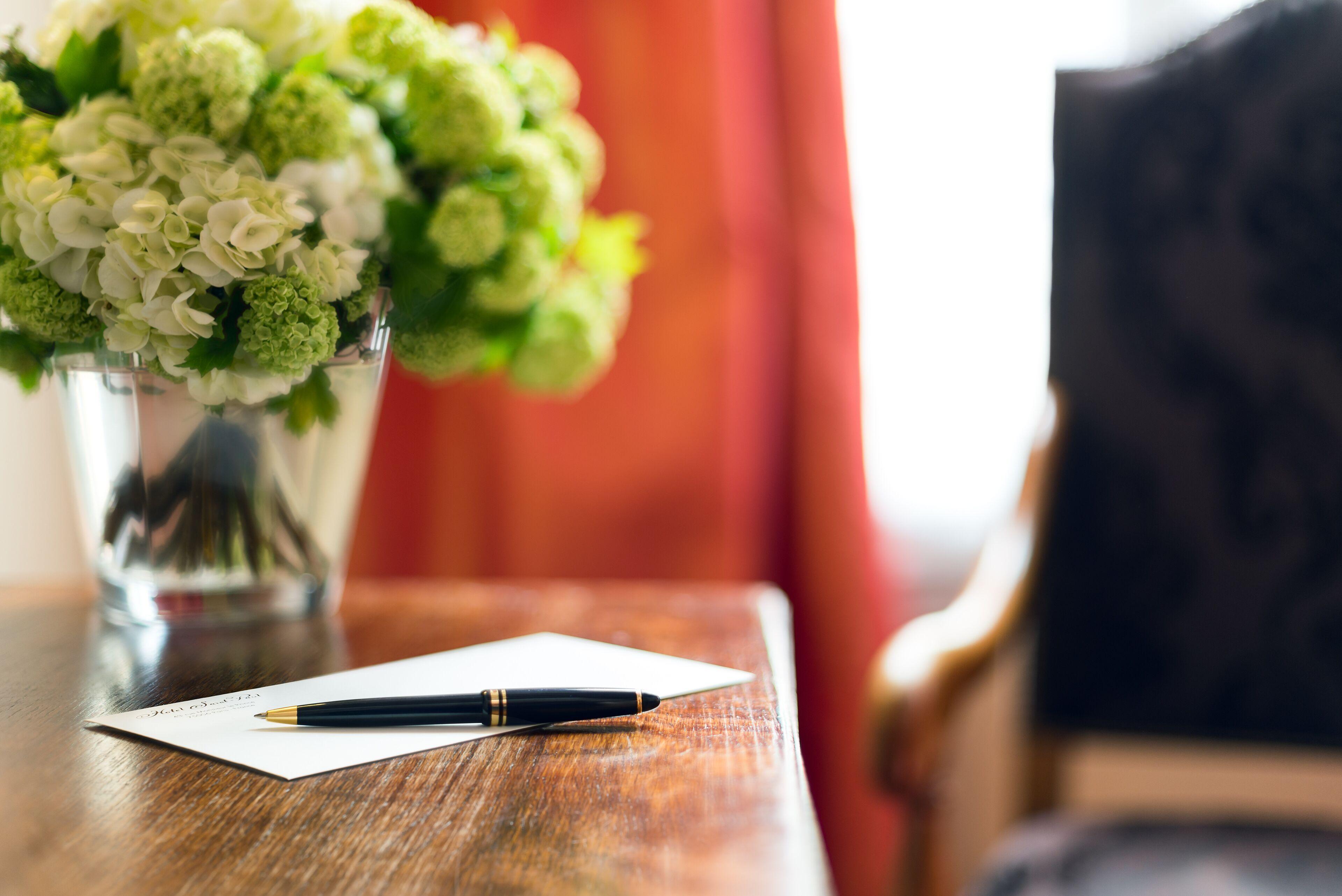 Saint-paul Rive-gauche Hotel 4*