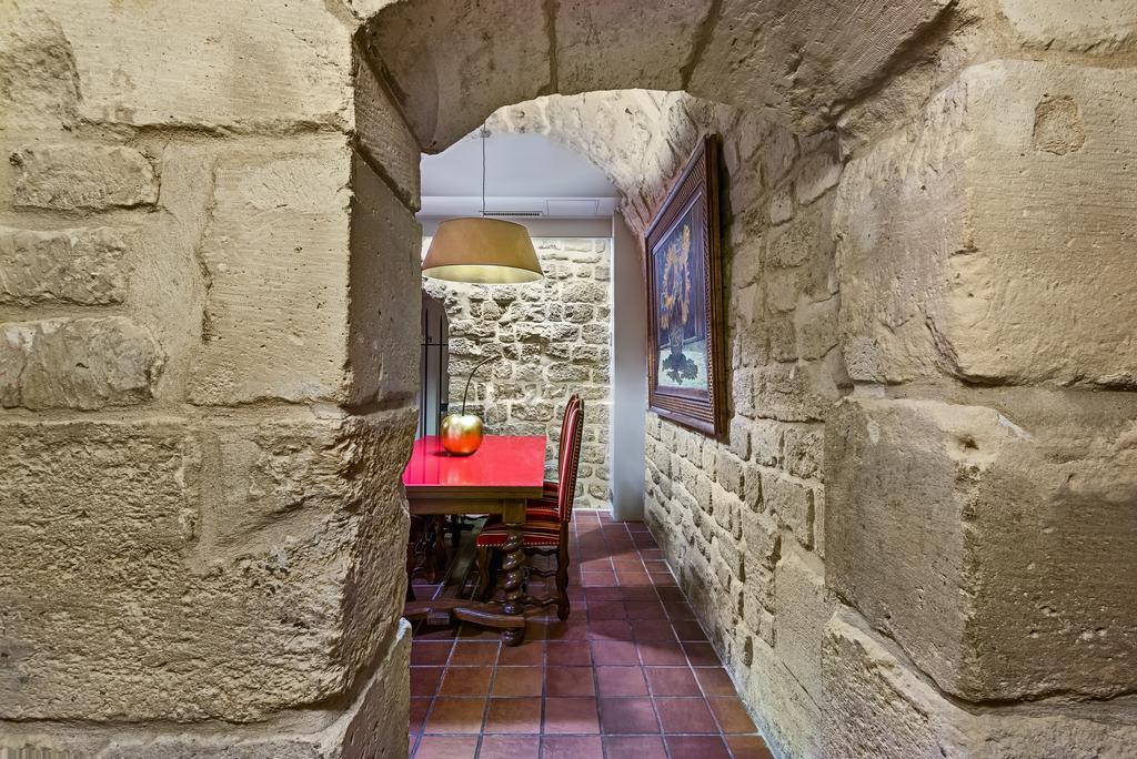 Saint-paul Rive-gauche Hotel 4*